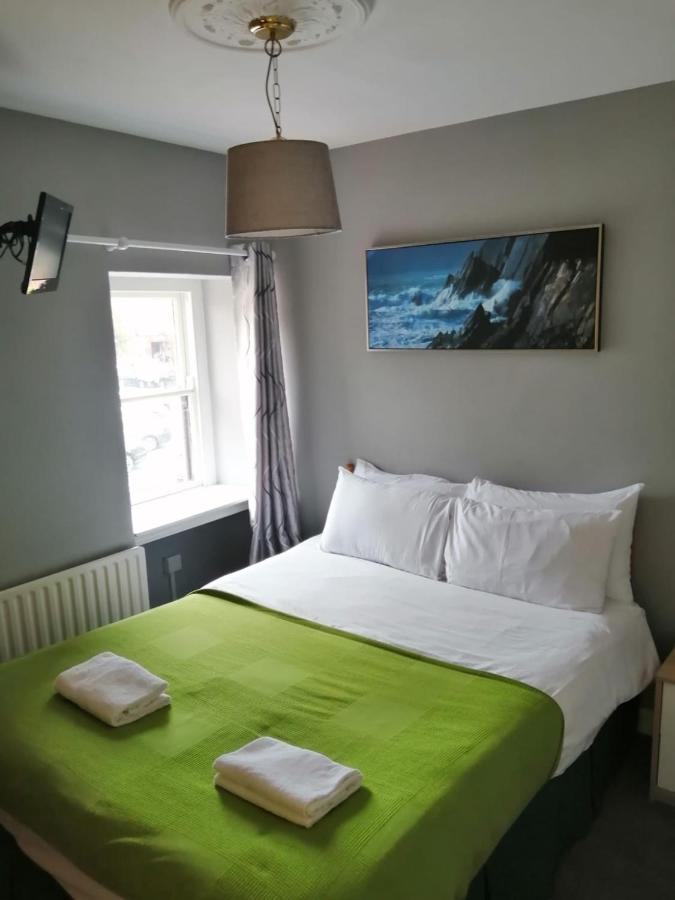 An File Economy Rooms 韦斯特波特 外观 照片